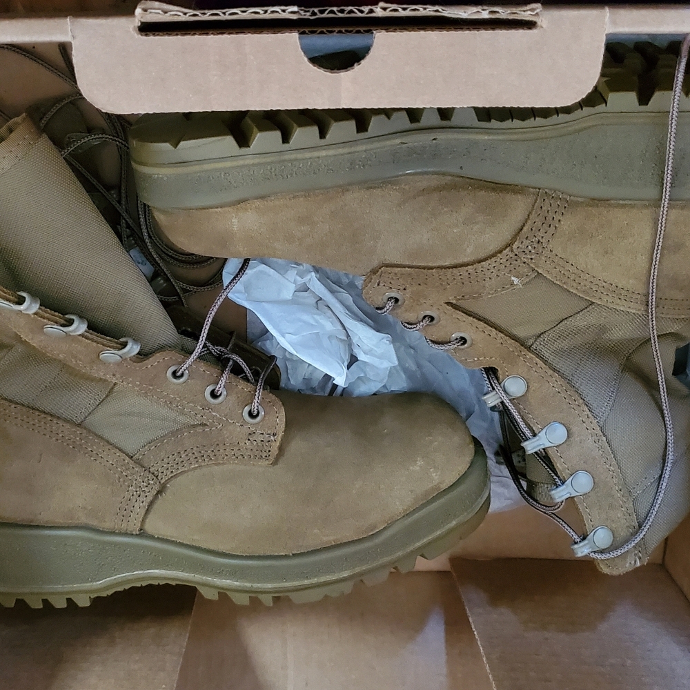 Altama military boot steel toe size 5.5R never worn